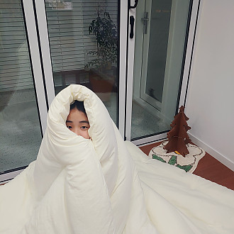 https://www.yesbedding.co.kr/data/editor/2212/thumb-0651322ebbbe70624918604d2ace17a3_1669851689_1674_330x330.jpg