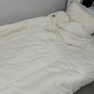 https://www.yesbedding.co.kr/data/editor/2503/thumb-1f9dd3e16ec54bfc32bfc1216738f451_1742292496_7028_330x330.jpg