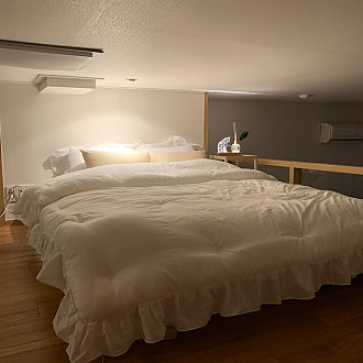 https://www.yesbedding.co.kr/data/editor/9999/thumb-262513141_aztIbUhq_none_330x330.jpg